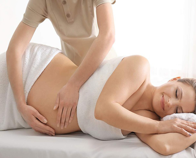 Massage bà bầu – liệu pháp tuyệt vời cho sức khỏe thai phụ